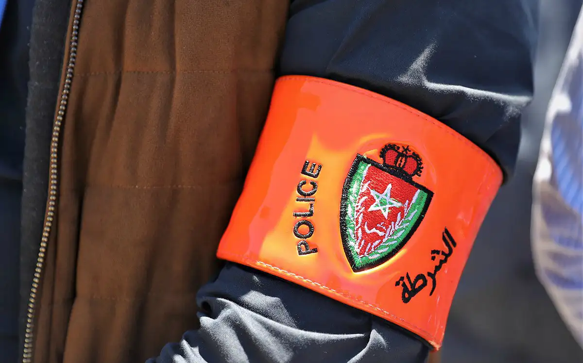 توقيف 5 أشخاص ينتحلون “صفة مسؤولين” في عمليات نصب بجرسيف والعيون